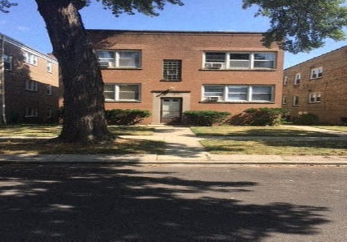 2720 W. Summerdale property
